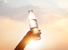 ��ܰ��ʾ��Ͱװˮ���ܱ�ɹŶ